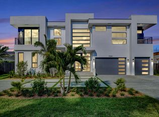 7091 NE 8th Dr, Boca Raton, FL 33487