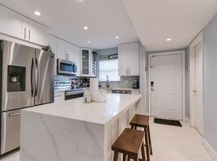 2801 N 34th Ave #16C, Hollywood, FL 33021