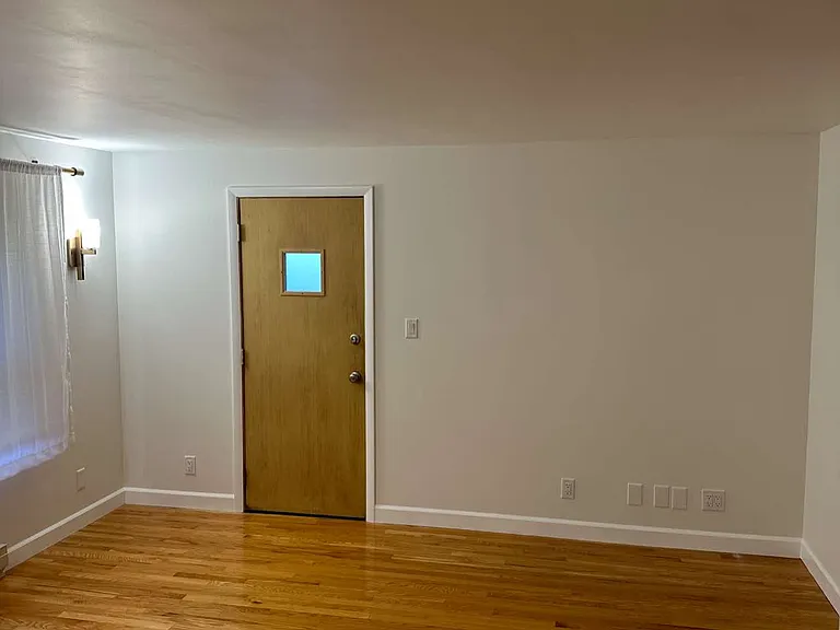 7803 W Cleveland Ave — Photo 8