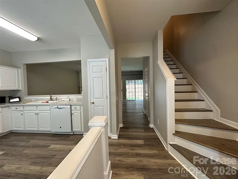 6626 Rothchild Dr — Photo 3