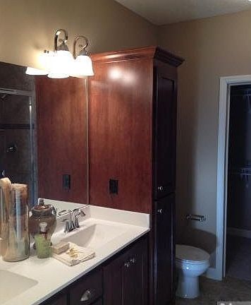 3rd image of 10705 Knollwood Drive