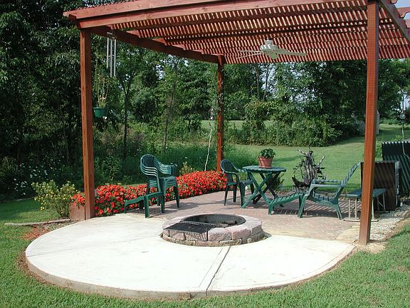 Covered brick patio/fire pit