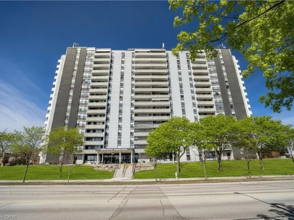 2055 Upper Middle Rd #409, Burlington, ON L7P 3P4