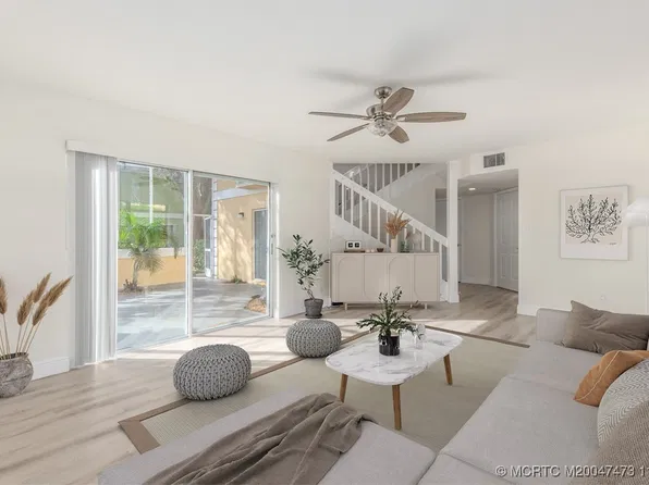 61 SE Beech Tree Ln, Stuart, FL 34994