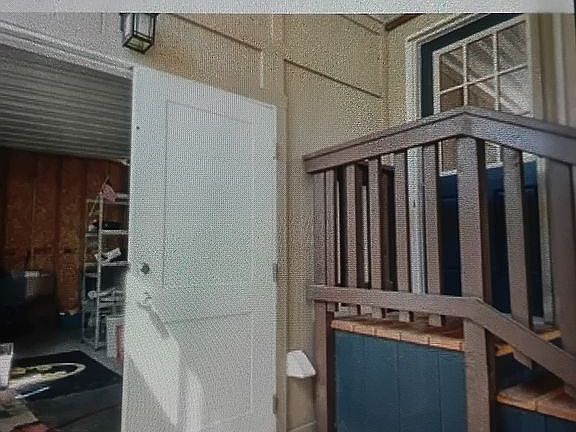 4th image of 971 Montecito Dr