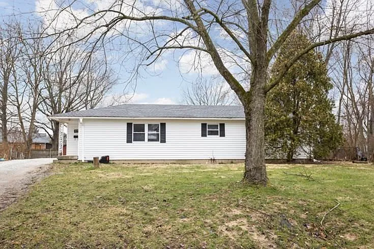 11012 Monroe Ct photo 1