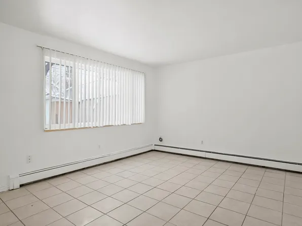 5720 S Pennsylvania St #5720, Littleton, CO 80121