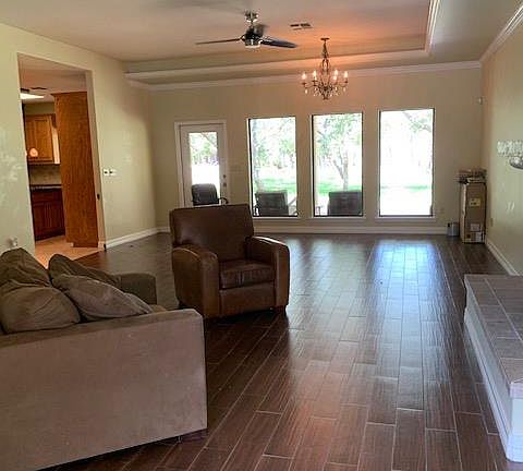 2nd image of 208 Royal Oaks Dr