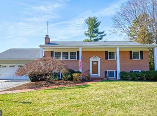 1730 Creek Crossing Rd, Vienna, VA 22182