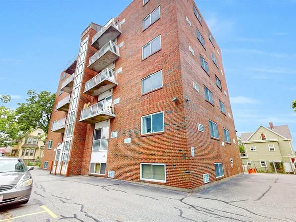 70 Park St APT 44, Somerville, MA 02143