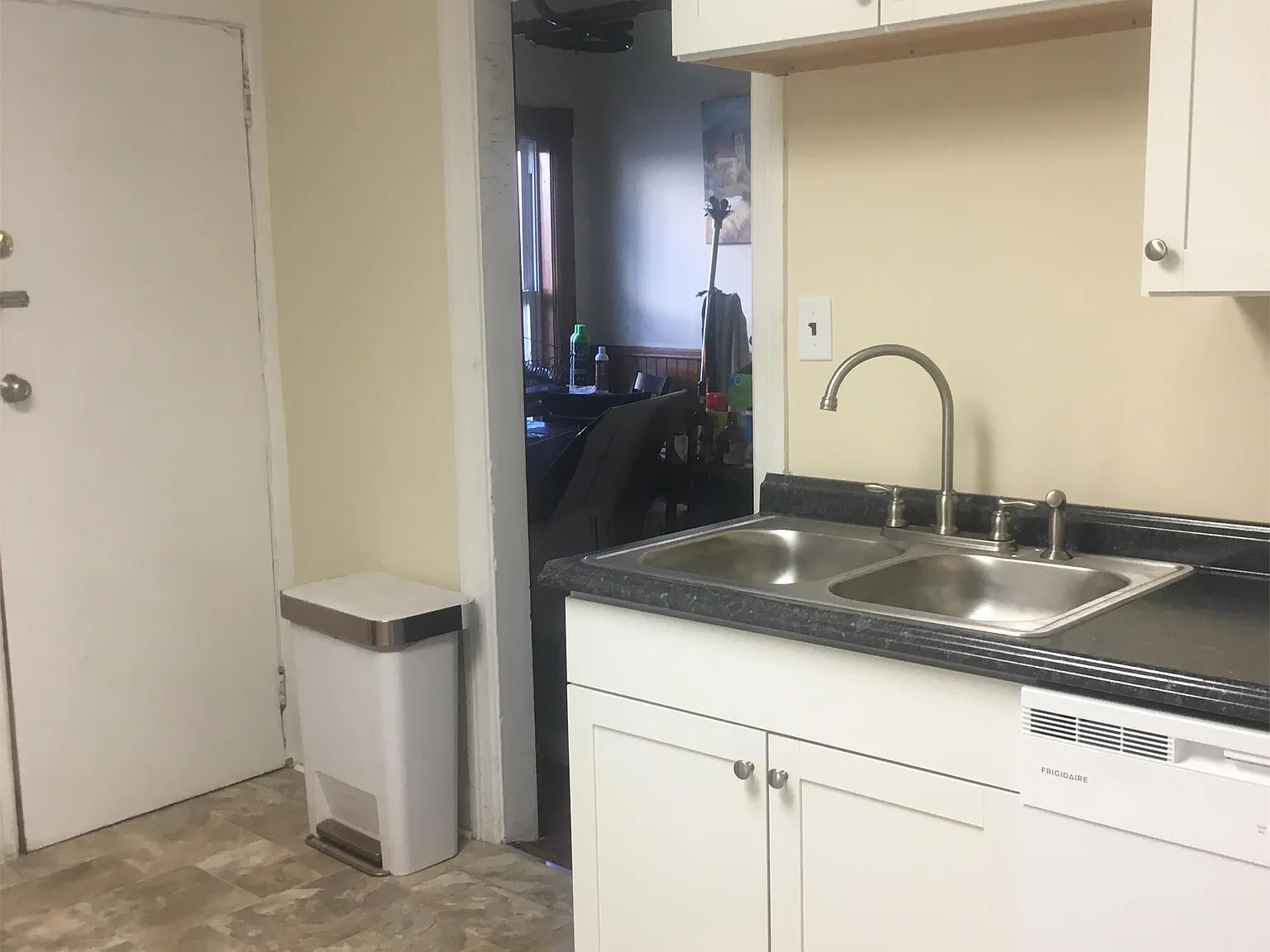 60 School St — Photo 4