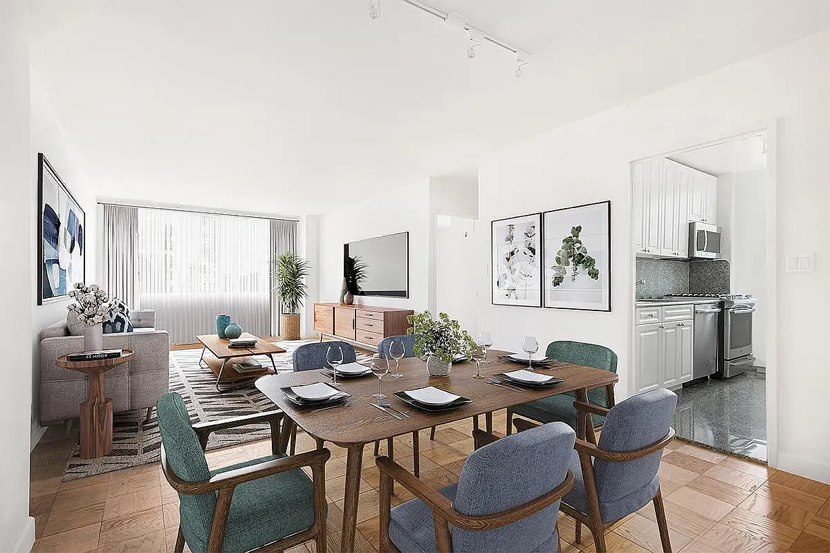 320 East 46th Street — Photo 1
