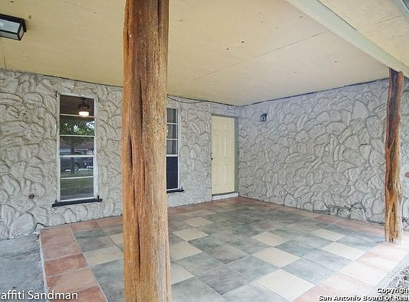 4th image of 9114 Hugo Cir