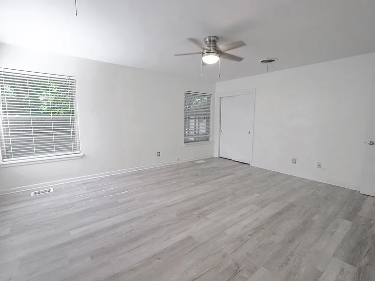 8301 Llano Ave — Photo 21