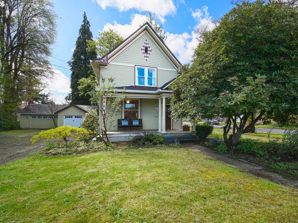 2304 17th Ave, Forest Grove, OR 97116