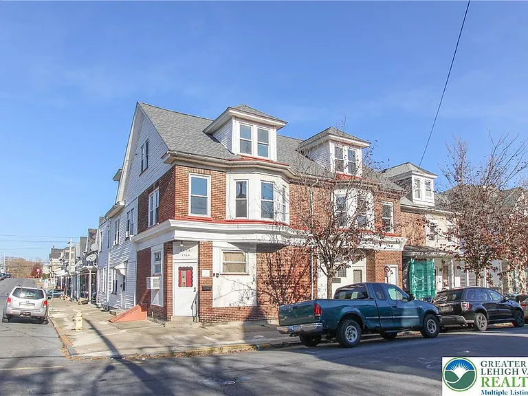 1347 Lehigh St — Photo 1