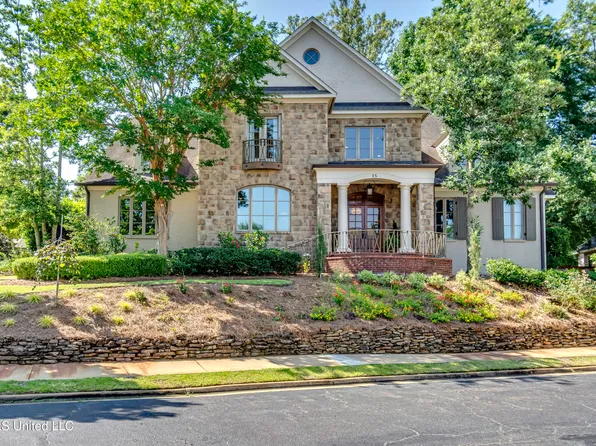 15 Eastparke Dr, Jackson, MS 39211