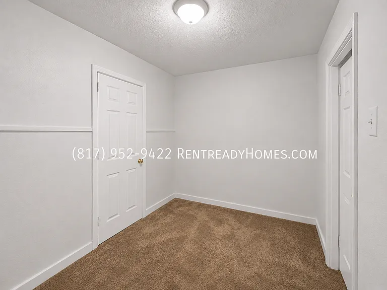 1416 Woodward Rd — Photo 12