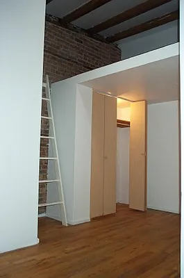 Rented by Tower Brokerage | media 21