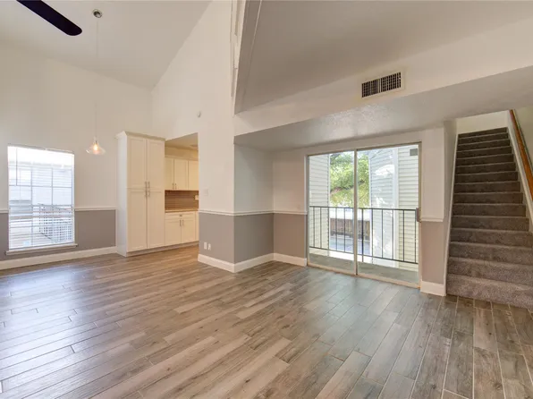 9809 Richmond Ave Unit D5, Houston, TX 77042