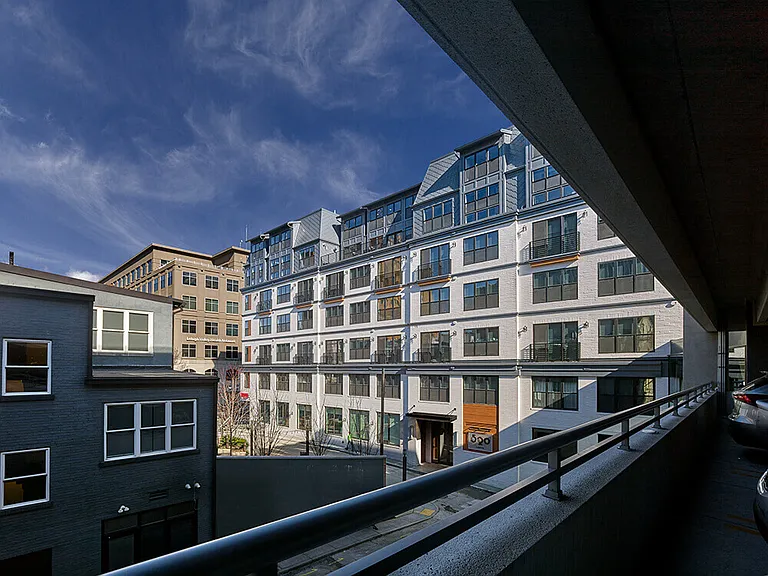 520 Lofts — Photo 6