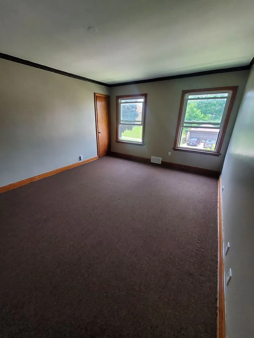 1414 S 55th St. (4 Unit) — Photo 4