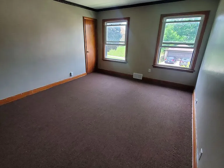 1414 S 55th St. (4 Unit) — Photo 4