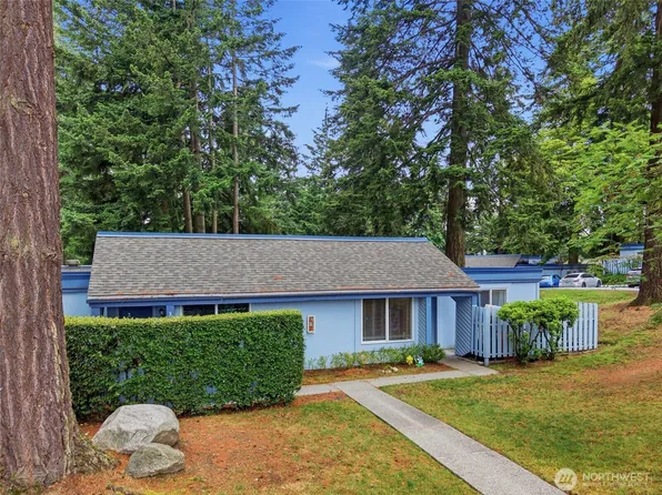 4308 NE Sunset Blvd #V3, Renton, WA 98059