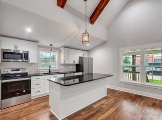11131/2 S Woodland St, Columbia, TN 38401