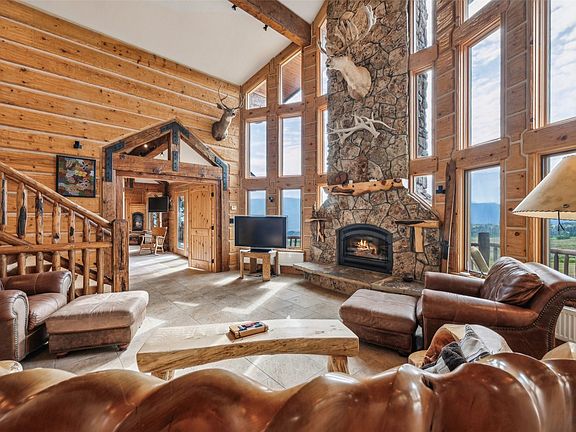 5th image of 733 Spring Creek Ranch Rd