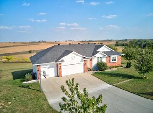 53599 260th St, Glenwood, IA 51534