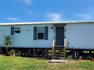 187 Wildwood Dr, Buras, LA 70041