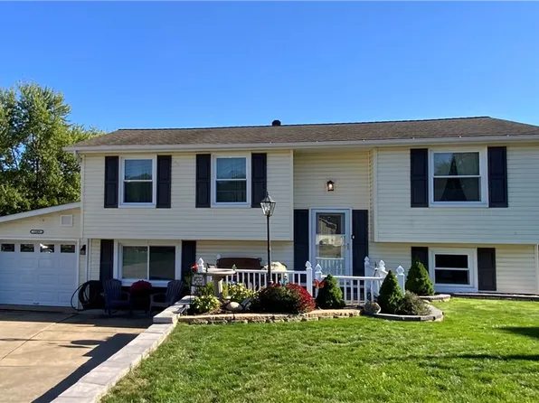 1189 Cambon Dr, Crescent, PA 15046