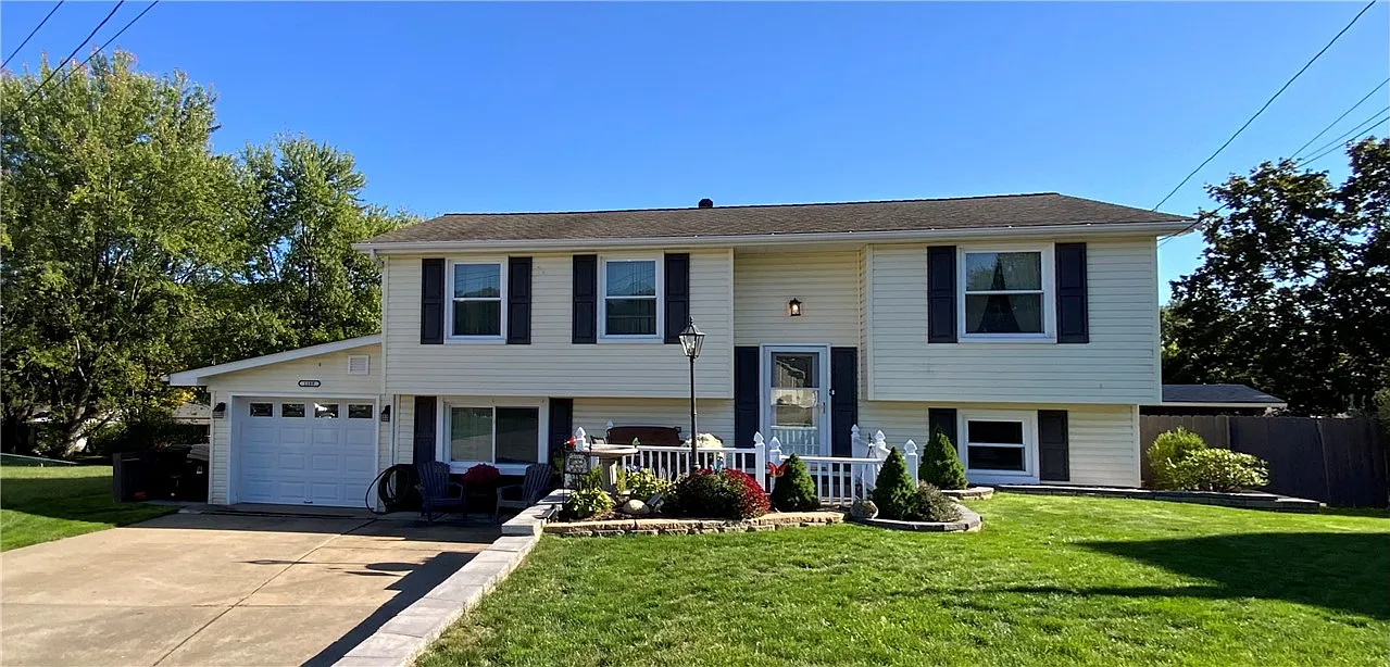 1189 Cambon Dr photo 1