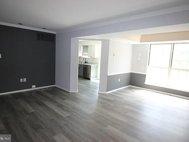 1632 McNelis Dr — Photo 9