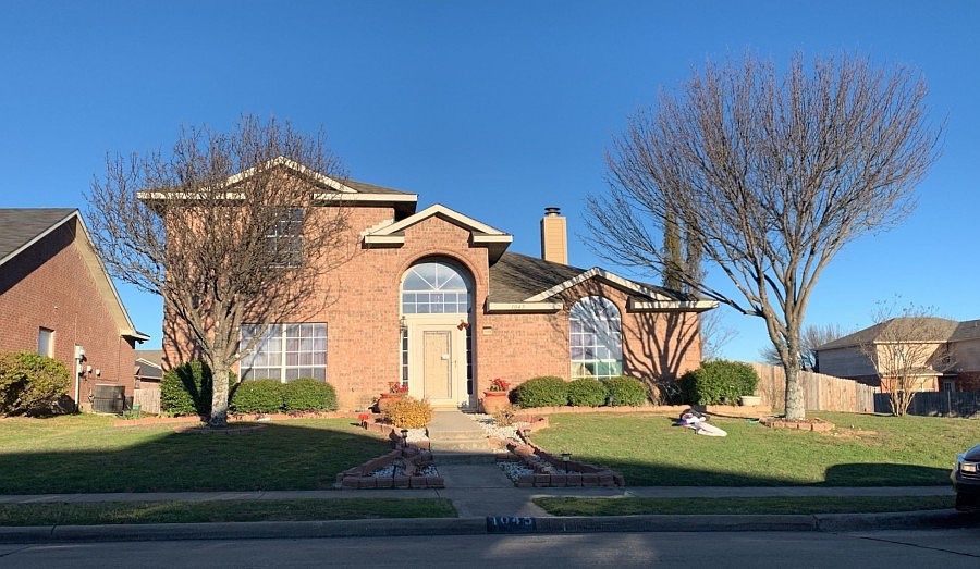 1st image of 1045 Weaver St