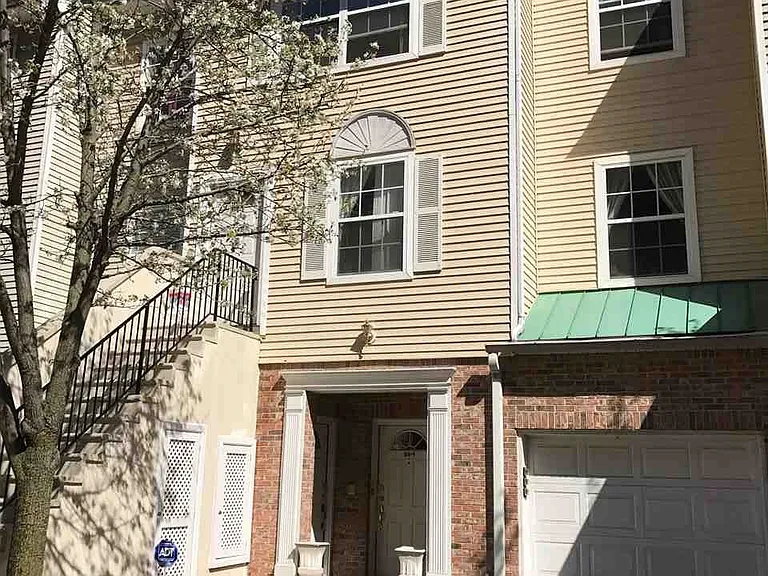 24 Bergen Ridge Rd #3 — Photo 1