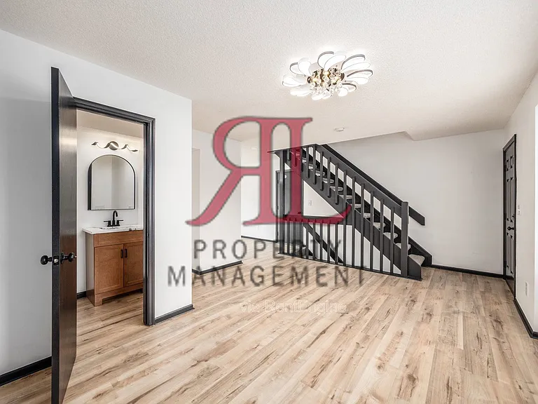 5932 Waterview Dr — Photo 12