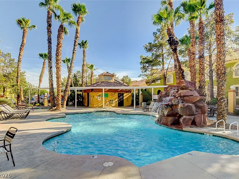 7950 W Flamingo Rd #2166 — Photo 28