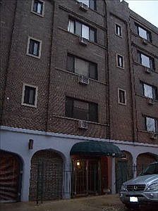 5th image of 455 W Saint James Pl APT 502