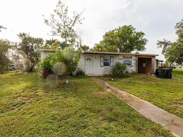 4867 Los Rios St, North Port, FL 34287