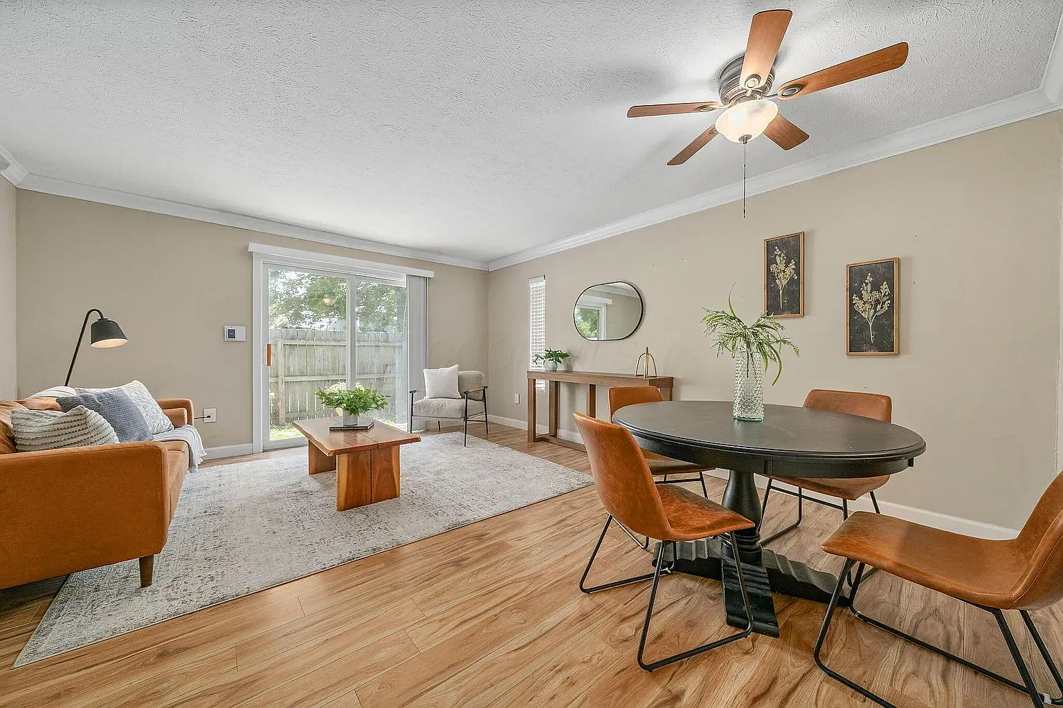 2 bed, 879 sqft, $1,500 — Photo 4