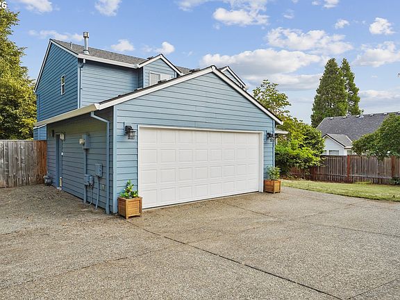 2nd image of 14727 SW Brooke Ct