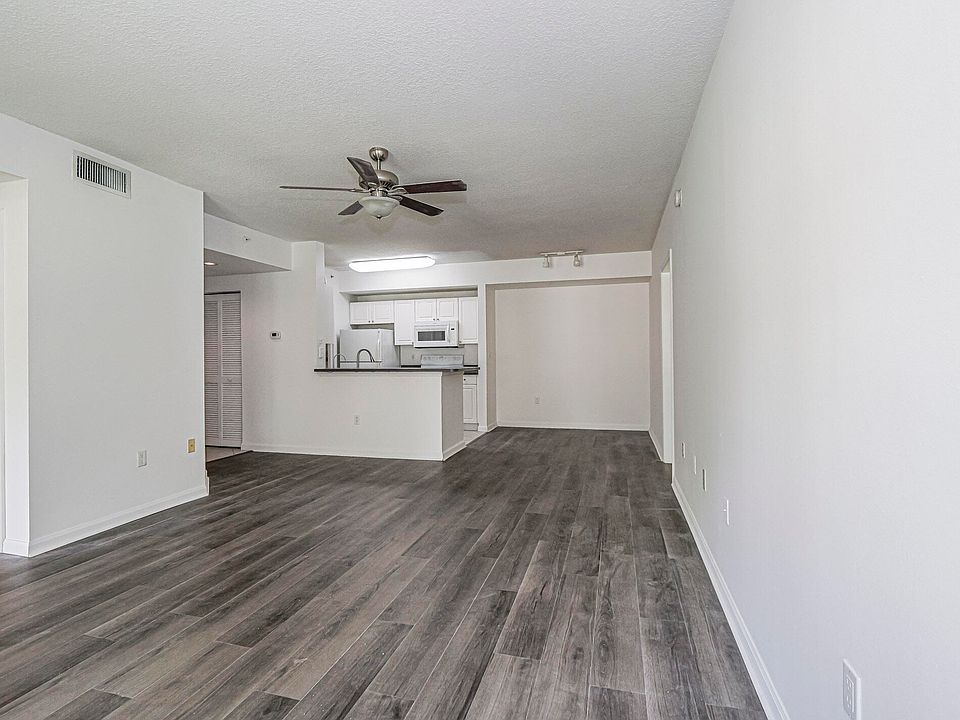 1st image of 5090 Fairways Circle #H206