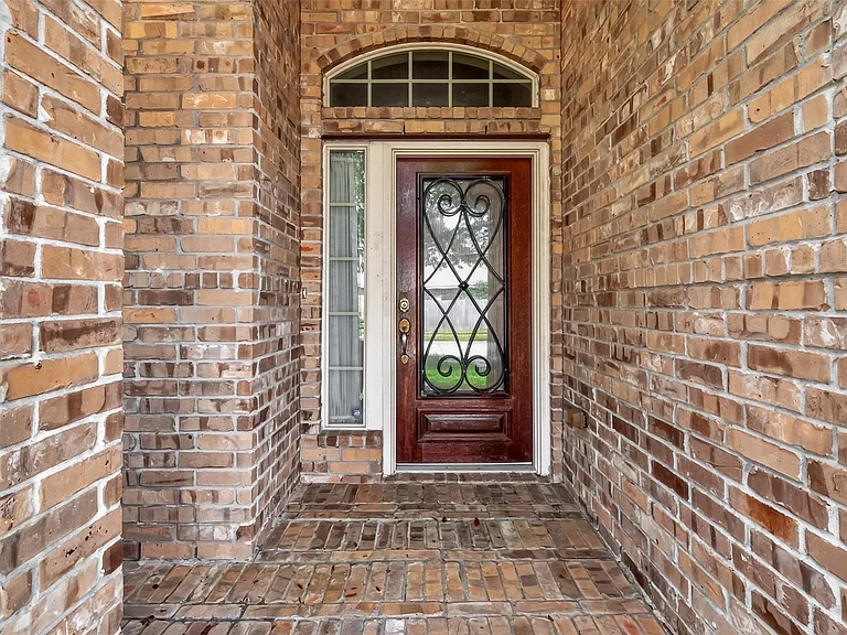 12107 Redbud Brook Trl — Photo 2