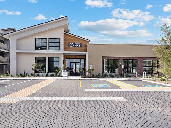 Acero Queen Creek Clubhouse