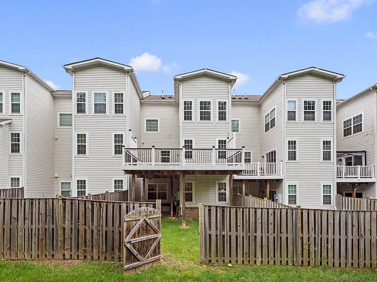 23215 Tradewind Dr — Photo 35