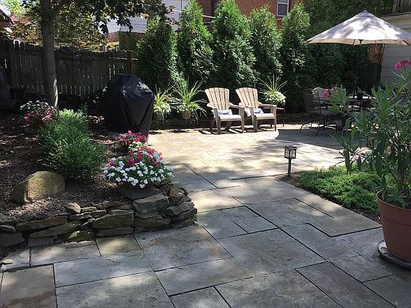 Bluestone patio in backyard