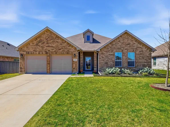253 Calvert St, Waxahachie, TX 75165