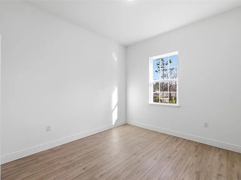 2652 W Paragon Ln — Photo 27